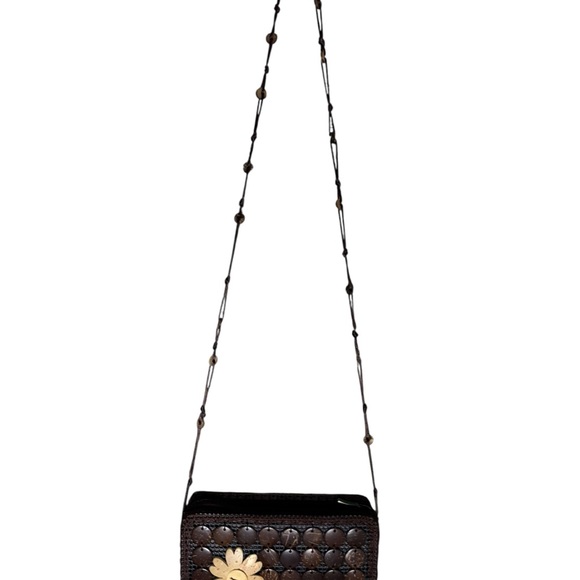 Vintage Coconut Shell Crossbody Bag Boho Island Handmade Purse - Picture 4 of 9